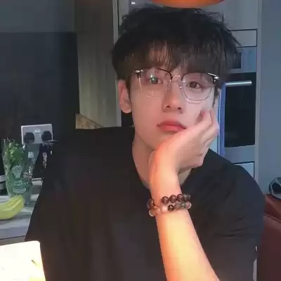 闻皎月